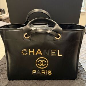 New/like new Chanel large Deauville Charms Leather tote